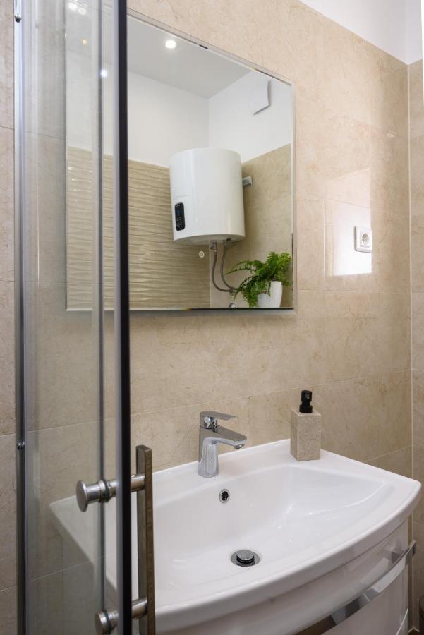 Apartment Silver Star Kastela Exterior photo