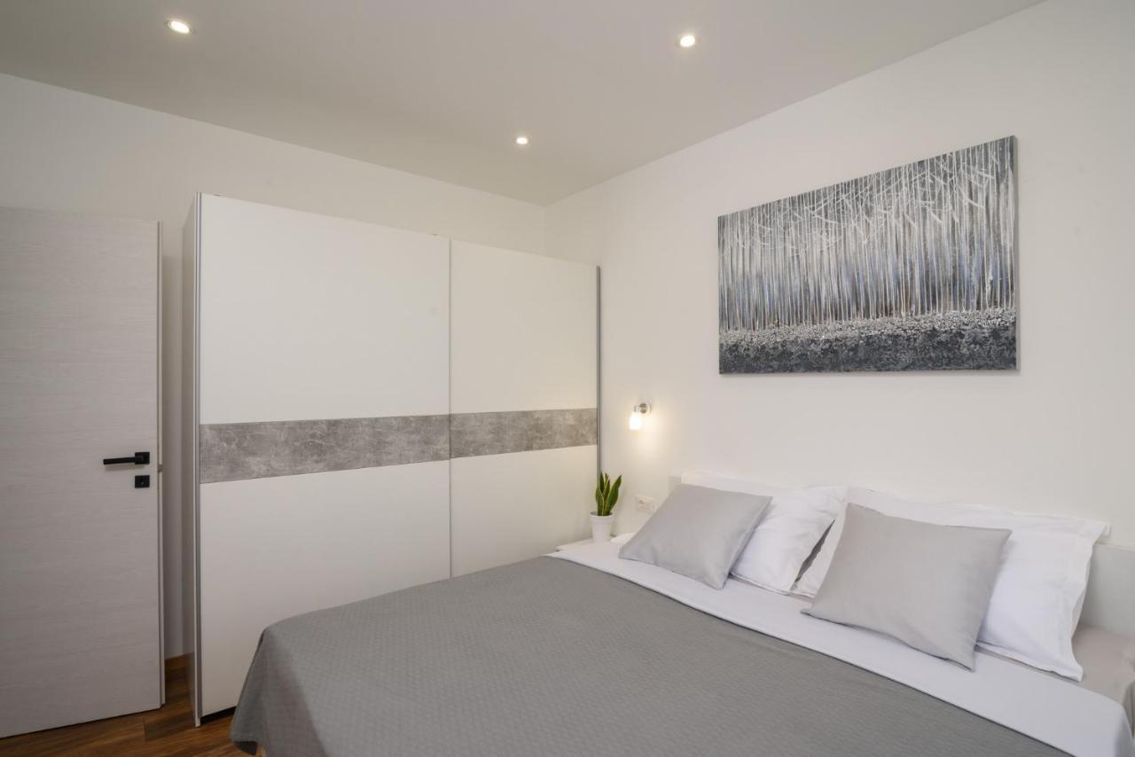 Apartment Silver Star Kastela Exterior photo